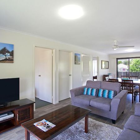 Regency Waterfront Noosa Aparthotel Нусавил Екстериор снимка